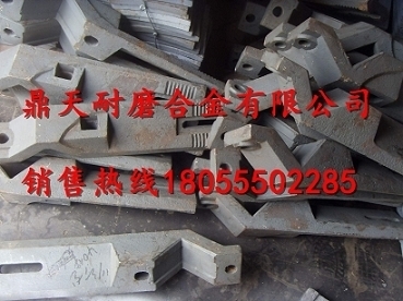 無(wú)錫環(huán)球3000瀝青攪拌機側襯板、無(wú)錫環(huán)球鍋底襯板、攪拌臂在哪買(mǎi)