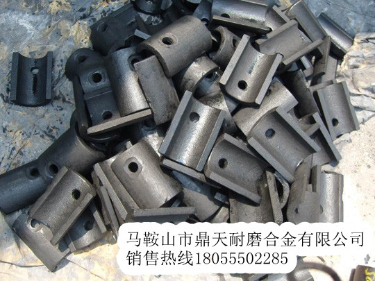 中聯(lián)重科LTUH90B攤鋪機螺旋葉輪、中聯(lián)重科護瓦、履帶板廠(chǎng)家供應
